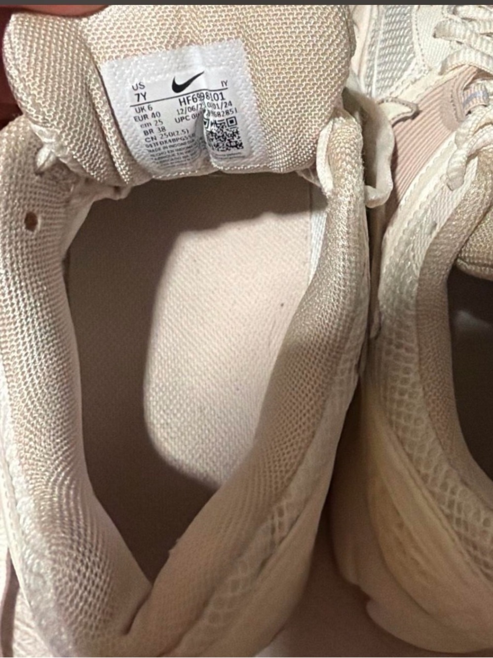 Nike Cream/Tan Zoom Vomero 5 Athletic Sneakers - Picture 6 of 6